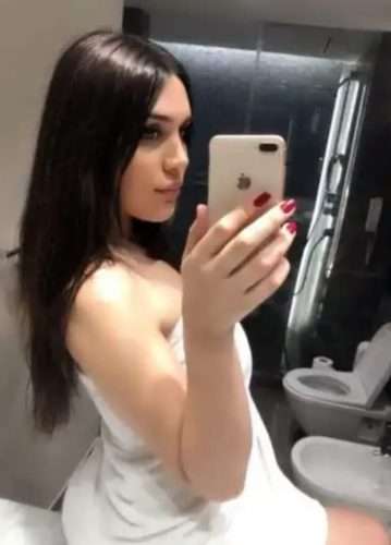 Pelin Ek Fotoğraf 2